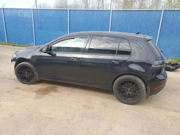 3VWB17AU4JM286771 2018 VOLKSWAGEN GOLF - Image 2