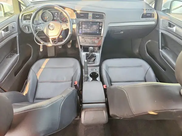 3VWB17AU6JM278333 2018 VOLKSWAGEN GOLF - Image 8