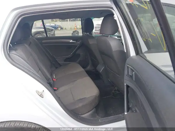 3VWB17AU7JM282701 2018 VOLKSWAGEN GOLF - Image 8