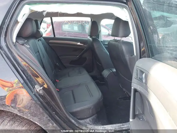 3VWB17AU8JM283341 2018 VOLKSWAGEN GOLF - Image 8