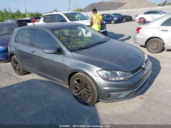 3VWB17AU9JM254270 2018 VOLKSWAGEN GOLF - Image 1