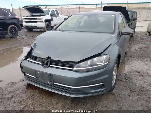 3VWB17AU9JM290332 2018 VOLKSWAGEN GOLF - Image 2