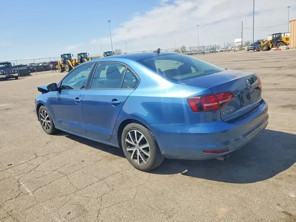 3VWB67AJ0GM306529 2016 VOLKSWAGEN JETTA - Image 2