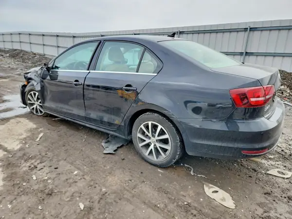 3VWB67AJ0HM245068 2017 VOLKSWAGEN JETTA - Image 2