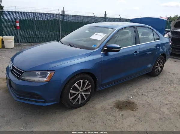 3VWB67AJ0HM286106 2017 VOLKSWAGEN JETTA - Image 2