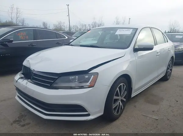 3VWB67AJ0HM332758 2017 VOLKSWAGEN JETTA - Image 2