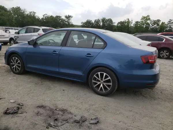 3VWB67AJ1GM409801 2016 VOLKSWAGEN JETTA - Image 2