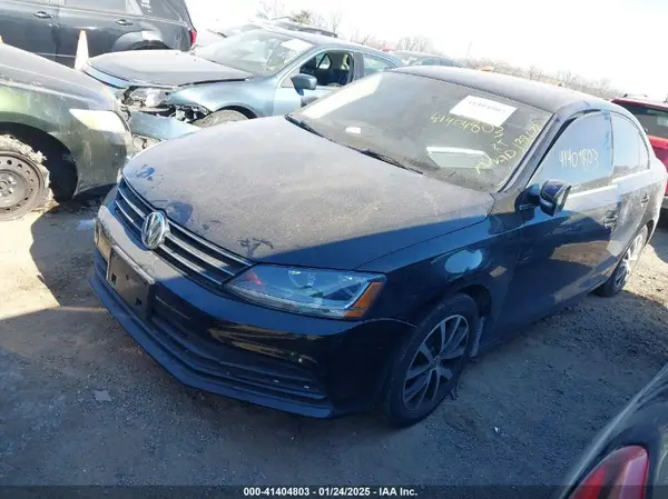 3VWB67AJ1HM267208 2017 VOLKSWAGEN JETTA - Image 2