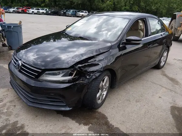3VWB67AJ1HM342781 2017 VOLKSWAGEN JETTA - Image 2