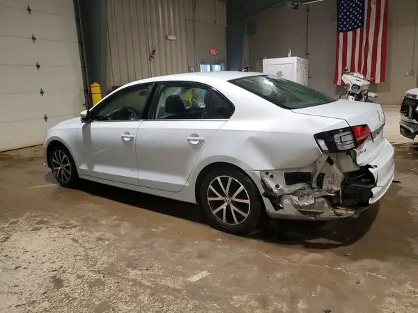 3VWB67AJ1HM347141 2017 VOLKSWAGEN JETTA - Image 2