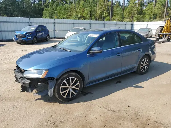 3VWB67AJ1HM375179 2017 VOLKSWAGEN JETTA - Image 1