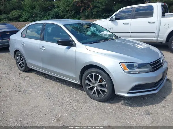 3VWB67AJ2GM264025 2016 VOLKSWAGEN JETTA - Image 1