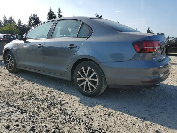 3VWB67AJ2GM306273 2016 VOLKSWAGEN JETTA - Image 2