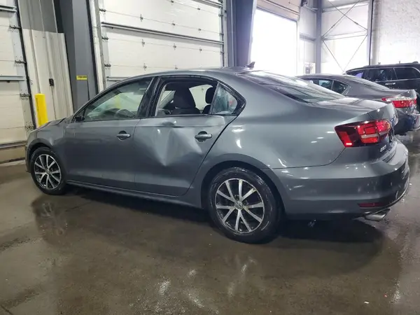 3VWB67AJ2GM389980 2016 VOLKSWAGEN JETTA - Image 2