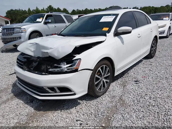 3VWB67AJ2HM223542 2017 VOLKSWAGEN JETTA - Image 2