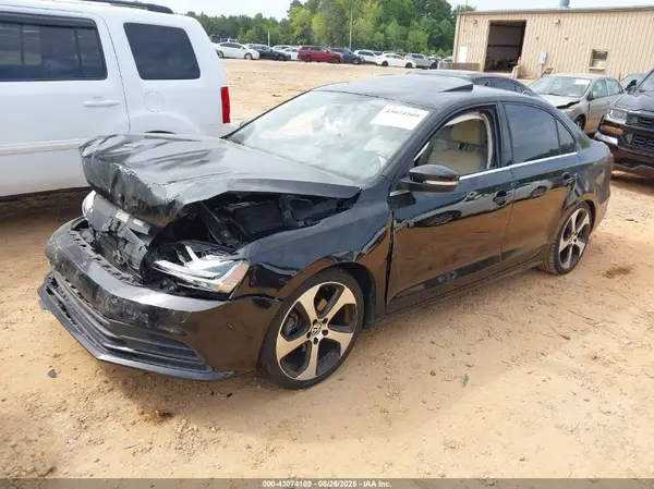 3VWB67AJ2HM235965 2017 VOLKSWAGEN JETTA - Image 2