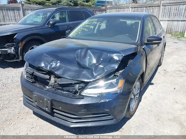 3VWB67AJ2HM260350 2017 VOLKSWAGEN JETTA - Image 2
