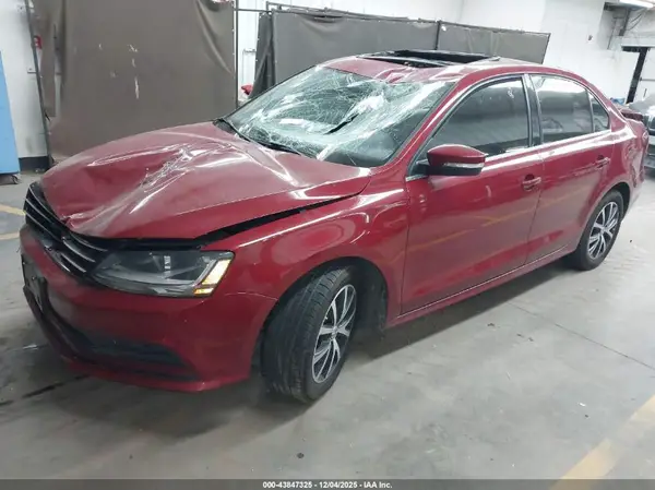 3VWB67AJ2HM283742 2017 VOLKSWAGEN JETTA - Image 2
