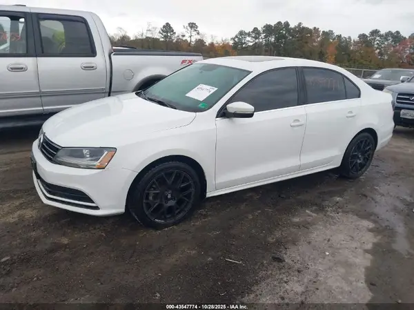 3VWB67AJ2HM286804 2017 VOLKSWAGEN JETTA - Image 2