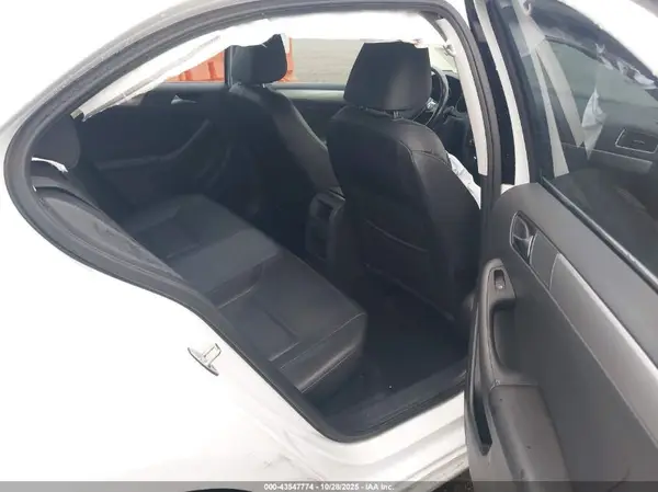3VWB67AJ2HM286804 2017 VOLKSWAGEN JETTA - Image 8