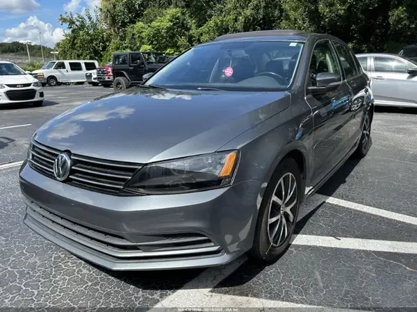 3VWB67AJ2HM298502 2017 VOLKSWAGEN JETTA - Image 2
