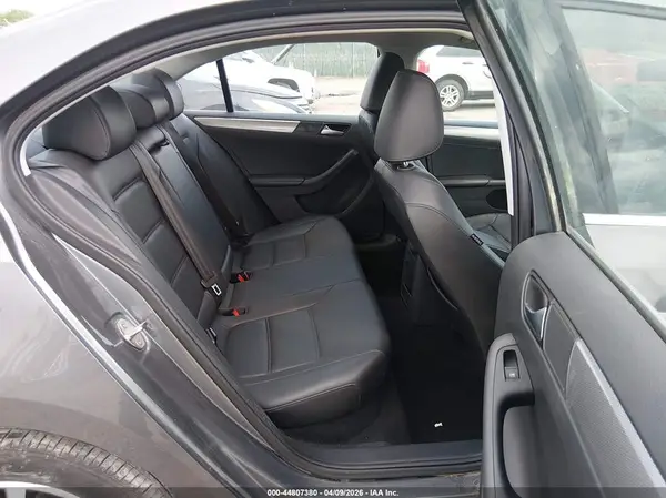 3VWB67AJ3HM204871 2017 VOLKSWAGEN JETTA - Image 8