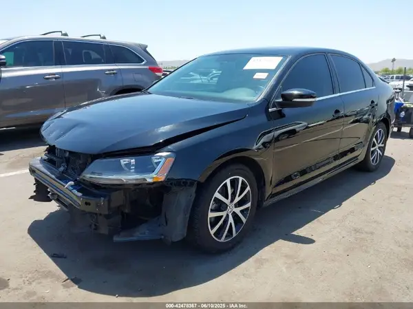 3VWB67AJ3HM259675 2017 VOLKSWAGEN JETTA - Image 2