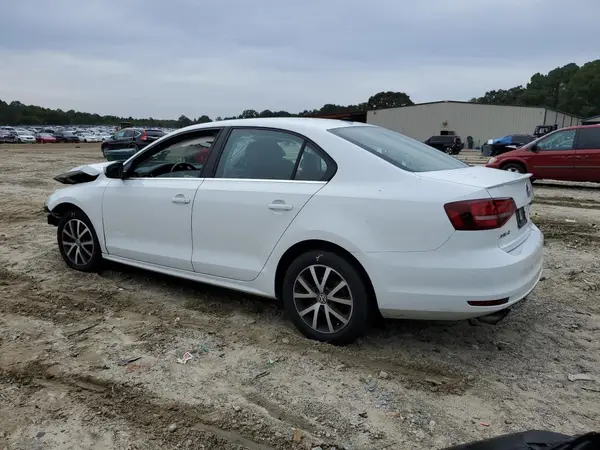 3VWB67AJ3HM266576 2017 VOLKSWAGEN JETTA - Image 2