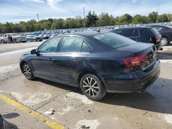 3VWB67AJ3HM299139 2017 VOLKSWAGEN JETTA - Image 2