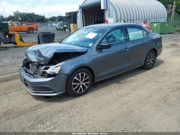 3VWB67AJ4GM371545 2016 VOLKSWAGEN JETTA - Image 2