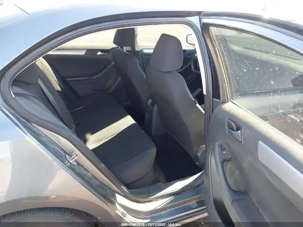 3VWB67AJ4GM398499 2016 VOLKSWAGEN JETTA - Image 8