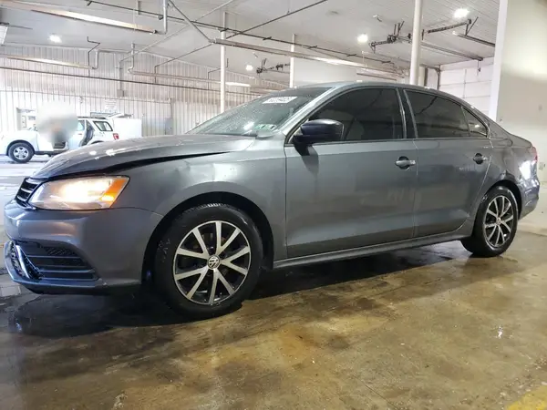 3VWB67AJ4GM408190 2016 VOLKSWAGEN JETTA - Image 1