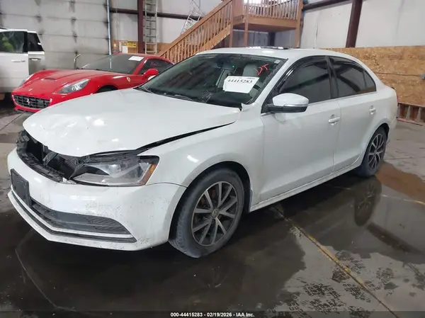 3VWB67AJ4HM314604 2017 VOLKSWAGEN JETTA - Image 2