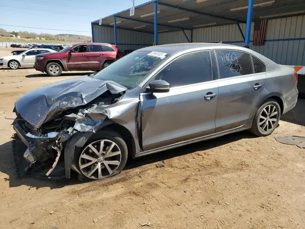 3VWB67AJ4HM316952 2017 VOLKSWAGEN JETTA - Image 1