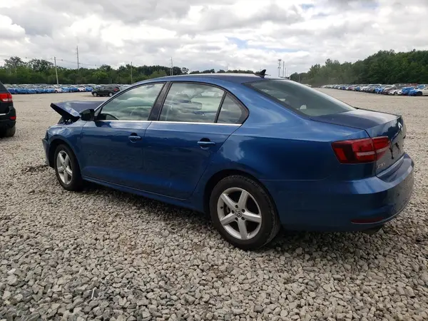 3VWB67AJ4HM327109 2017 VOLKSWAGEN JETTA - Image 2
