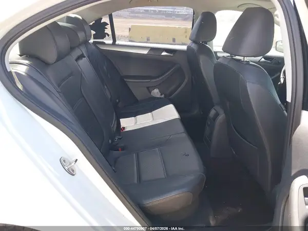 3VWB67AJ5HM201728 2017 VOLKSWAGEN JETTA - Image 8