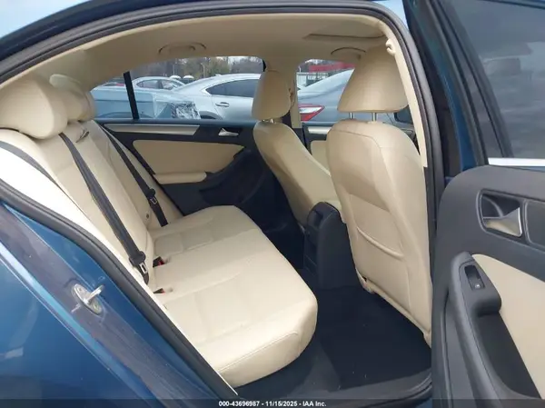 3VWB67AJ5HM212602 2017 VOLKSWAGEN JETTA - Image 8
