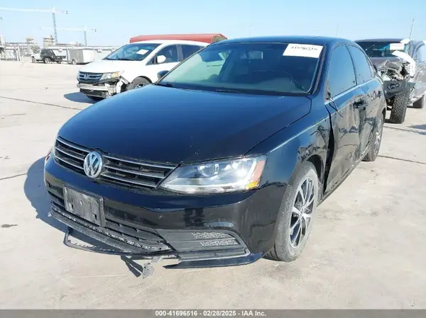 3VWB67AJ5HM257734 2017 VOLKSWAGEN JETTA - Image 2