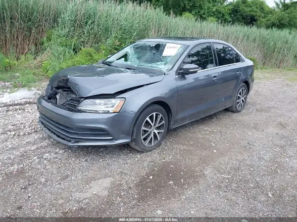 3VWB67AJ5HM317057 2017 VOLKSWAGEN JETTA - Image 2