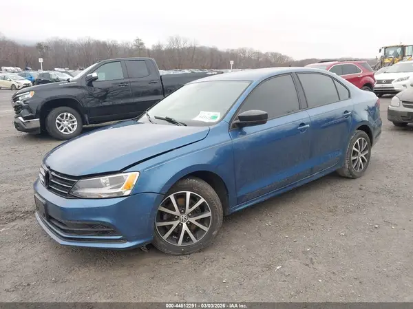 3VWB67AJ6GM356836 2016 VOLKSWAGEN JETTA - Image 2