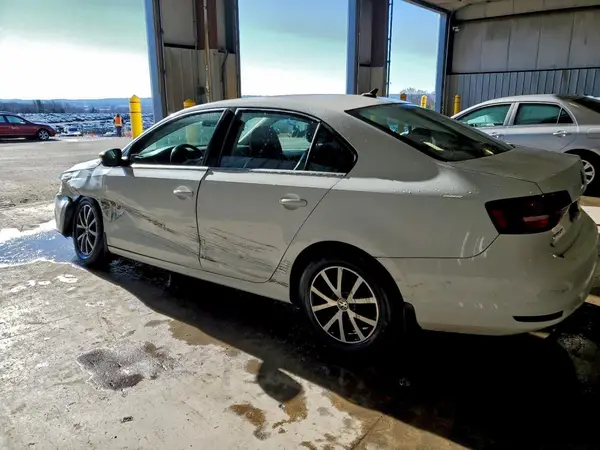 3VWB67AJ6HM222474 2017 VOLKSWAGEN JETTA - Image 2