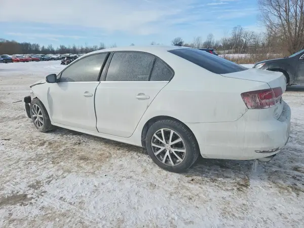 3VWB67AJ6HM230333 2017 VOLKSWAGEN JETTA - Image 2