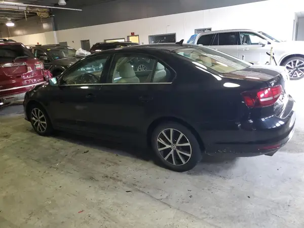 3VWB67AJ6HM238383 2017 VOLKSWAGEN JETTA - Image 2