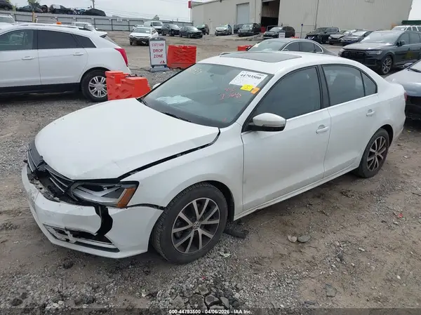 3VWB67AJ6HM277071 2017 VOLKSWAGEN JETTA - Image 2