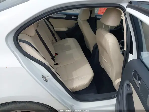 3VWB67AJ6HM277071 2017 VOLKSWAGEN JETTA - Image 8