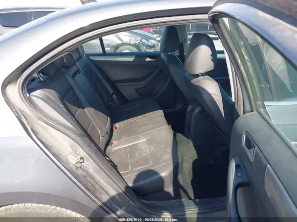3VWB67AJ6HM300526 2017 VOLKSWAGEN JETTA - Image 8