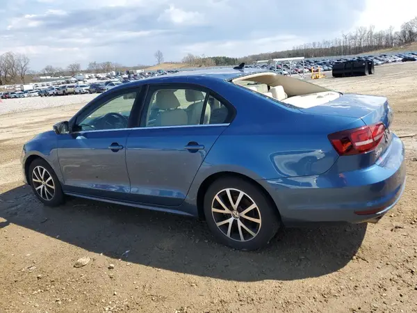 3VWB67AJ6HM321313 2017 VOLKSWAGEN JETTA - Image 2