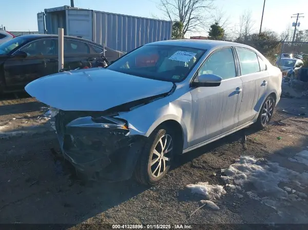 3VWB67AJ6HM339729 2017 VOLKSWAGEN JETTA - Image 2