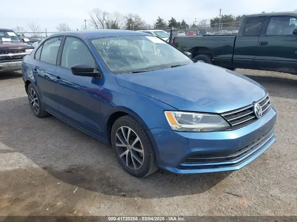 3VWB67AJ7GM402593 2016 VOLKSWAGEN JETTA - Image 1