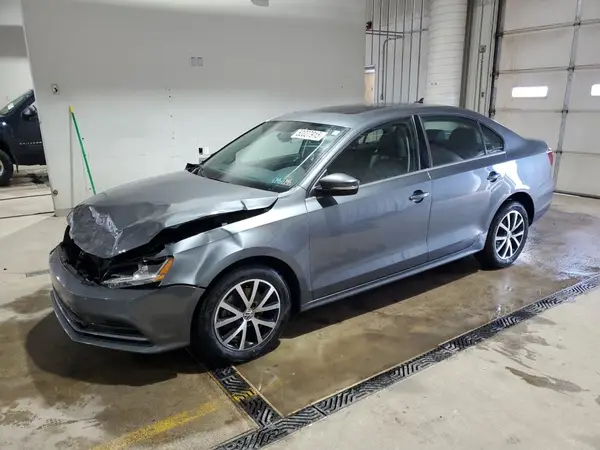 3VWB67AJ7HM318369 2017 VOLKSWAGEN JETTA - Image 1